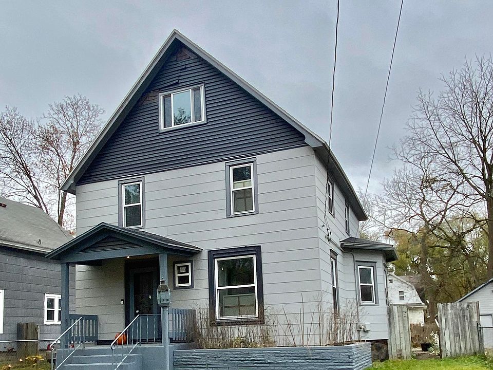 1st image of 46 Yale St