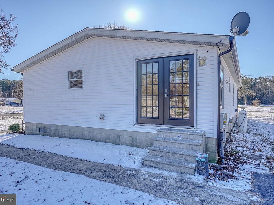 2nd image of 24674 Quail Ct