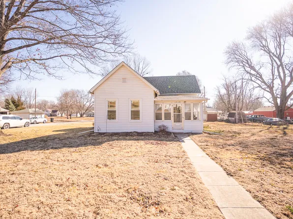 1710 Main St, Hamburg, IA 51640