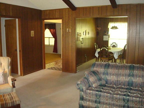 4th image of 4429 Mount Vernon Dr
