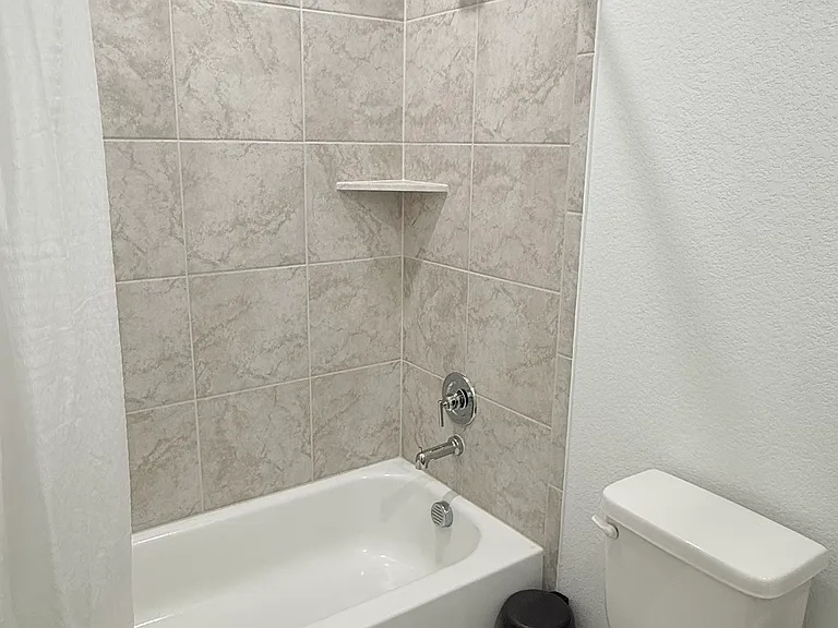 325 Andesite Trl — Photo 7