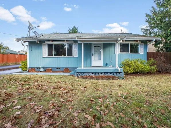 904 Crystal Springs NW, Yelm, WA 98597