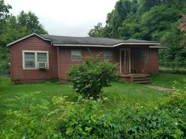 64 Providence Rd, Natchez, MS 39120