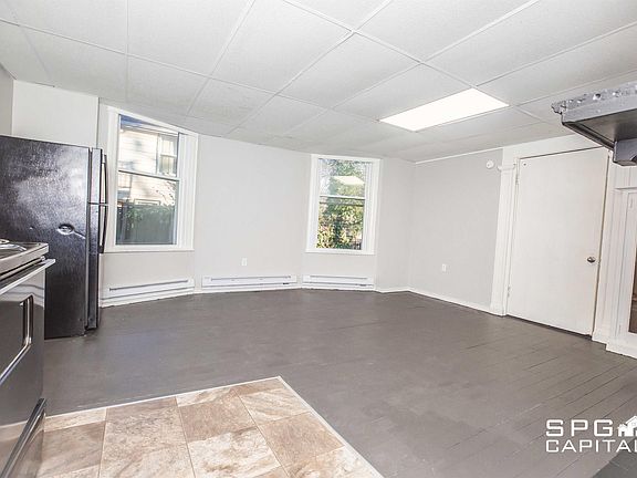 4th image of 62 W North St #2