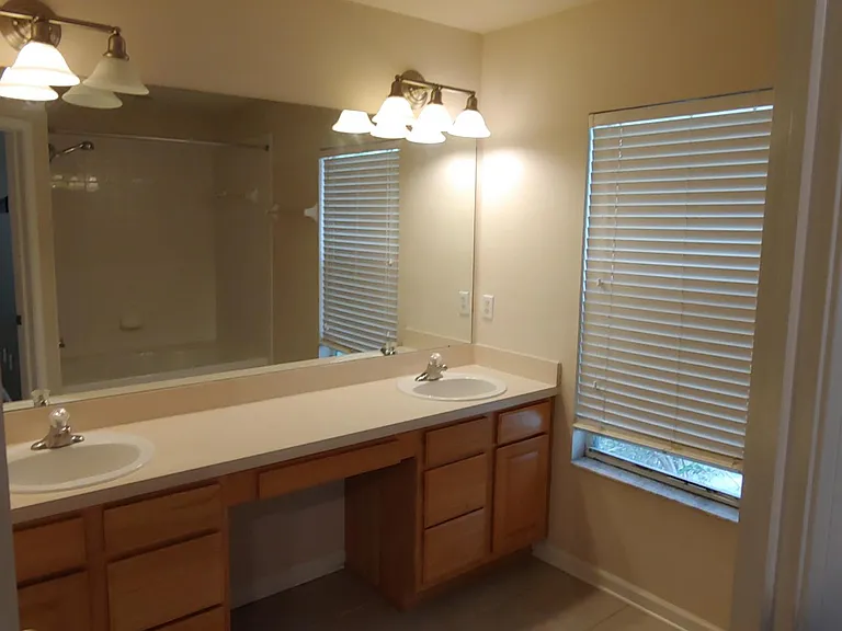 4816 Barnstead Dr — Photo 3