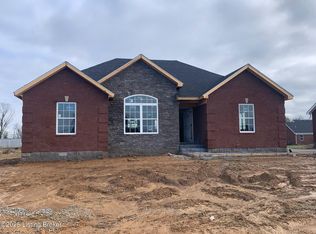 104 Flagstaff Dr, Coxs Creek, KY 40013