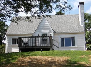520 Midway Dr, Beaver, PA