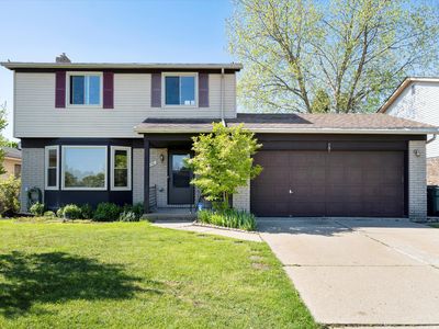 3076 Elmcrest Rd, Sterling Heights, MI, 48310