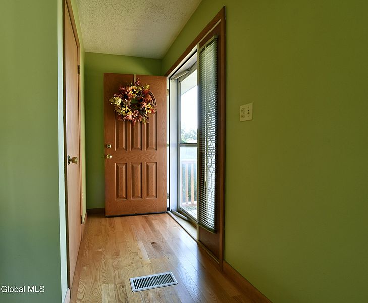 3rd image of 128 Pilling Drive