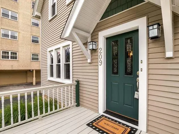 2-209 Marengo Ave #2, Forest Park, IL 60130