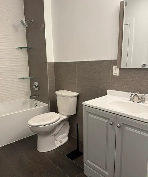 6229 Germantown Ave #3 — Photo 13