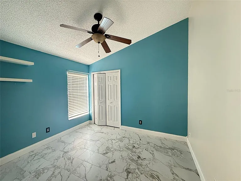497 Brightview Dr — Photo 15