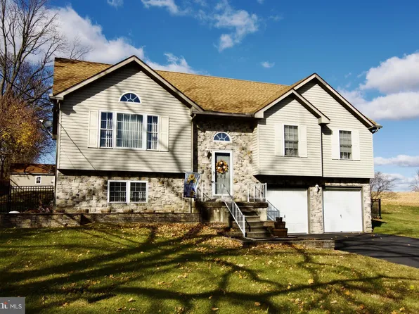 398 Snyder Rd, Reading, PA 19605