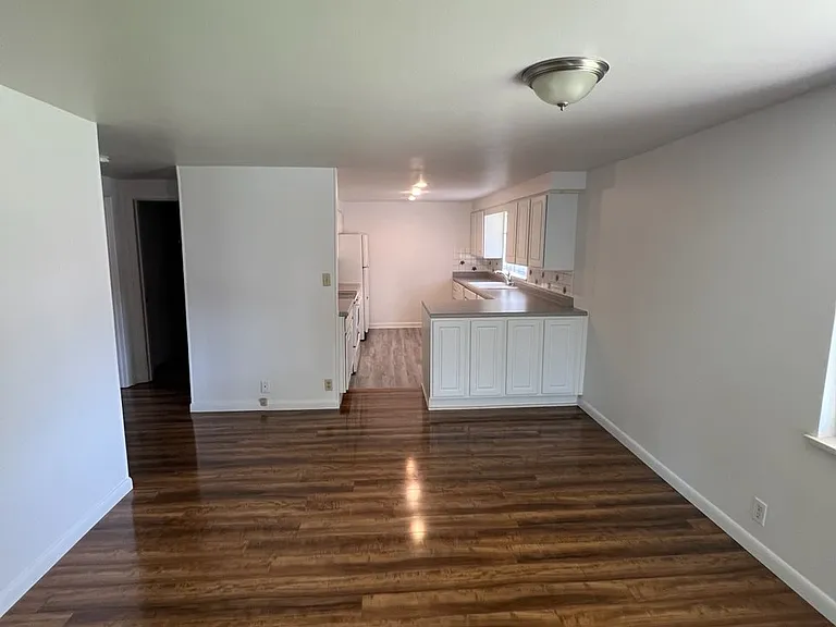 2101 N 10th St #B — Photo 4