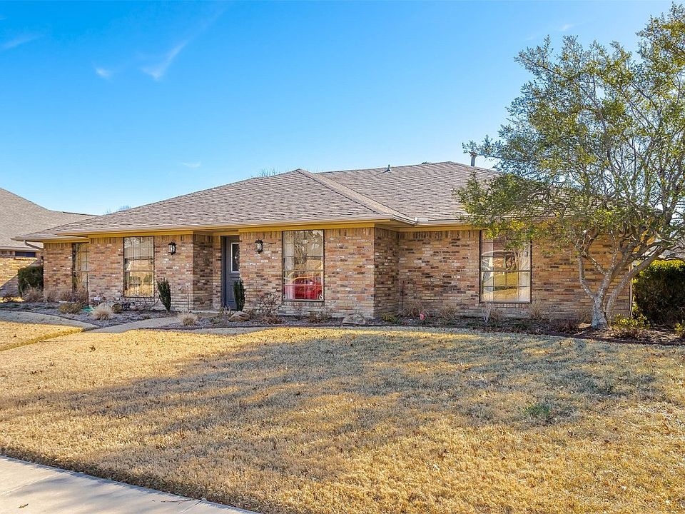 1st image of 3812 Sandia Dr