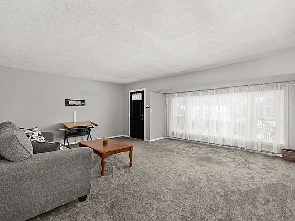 4th image of 1332 Bella Vista Dr