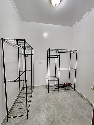 Rented by Astoria Realty | media 5