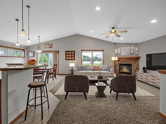 3rd image of 2185 Prairie Hill Dr