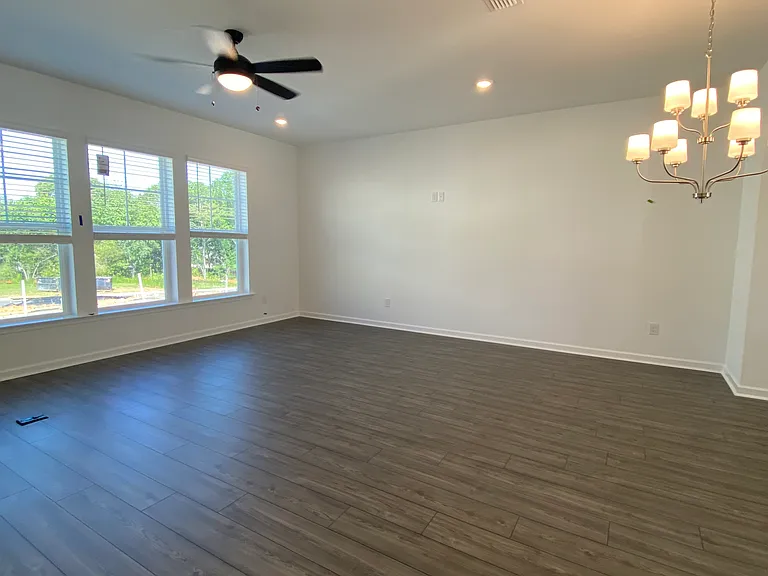 2720 Dreycott Ln — Photo 7
