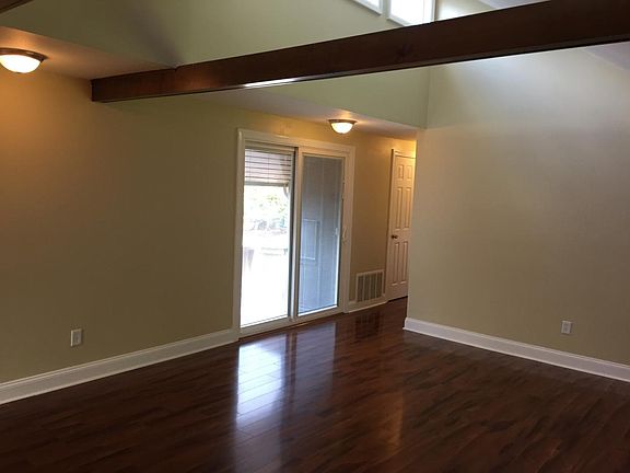 Living Room w/ Balcony