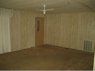4th image of 2458 Bradford Ct