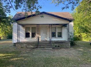 815 W Sequoyah Ave, Vinita, OK 74301