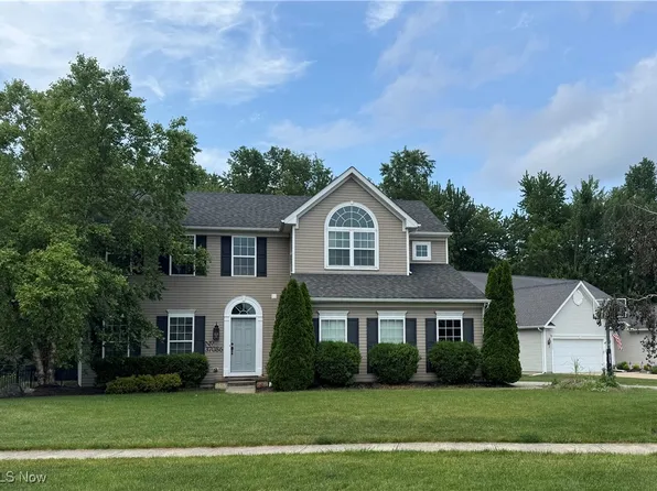 37086 Tail Feather Dr, North Ridgeville, OH 44039