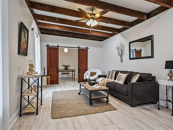 4th image of 328 N Roman St #328