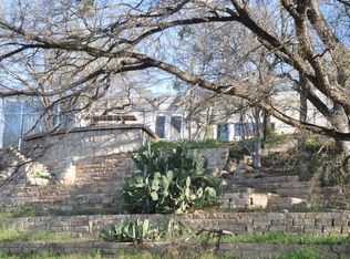 7689 Delwau Ln, Austin, TX 78725