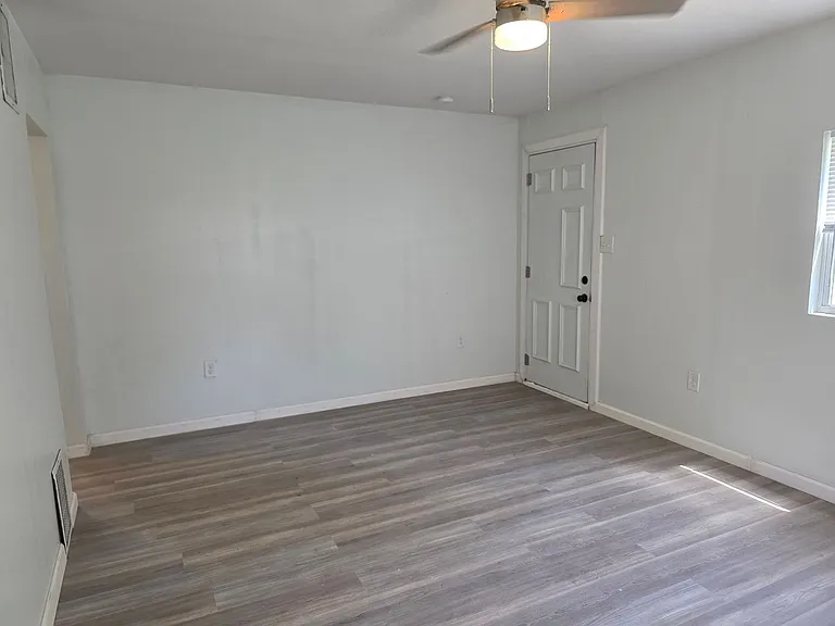 1505 Huey St — Photo 4