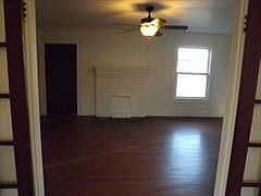 5th image of 2731 W Dixon Blvd