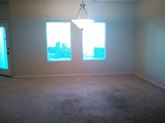 5th image of 199 W 2025 South Cir #35