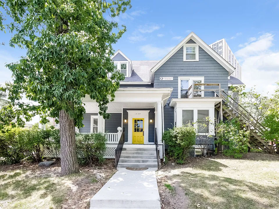 1328 Washtenaw Ave