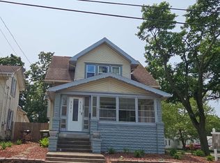 904 E Maumee St, Adrian, MI 49221