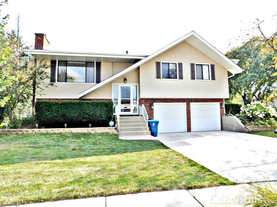 1st image of 1130 Pinehurst Ln