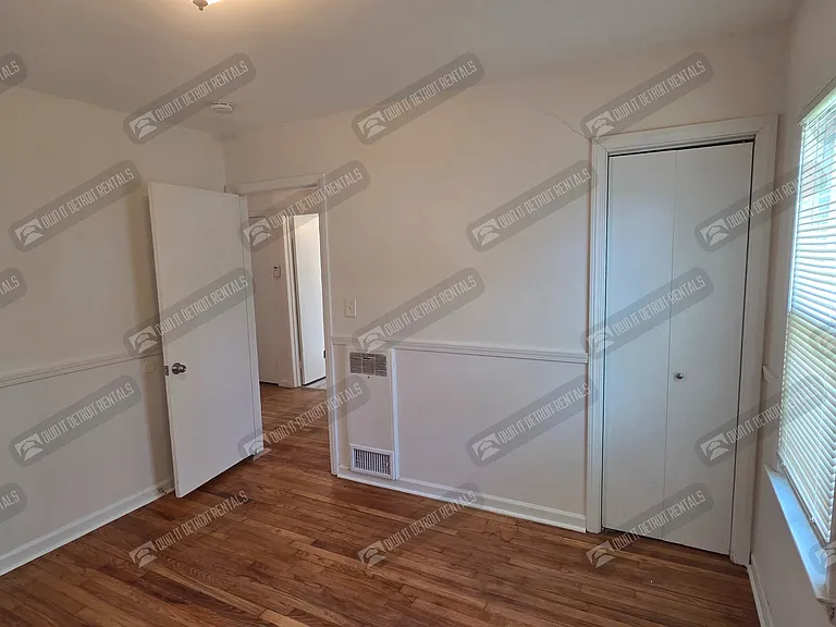 7211 Paige Ave — Photo 10