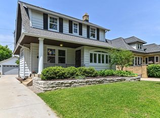 2121 N 60th St, Wauwatosa, WI 53208