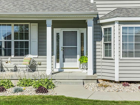 3rd image of 6515 Avalon Dr SE
