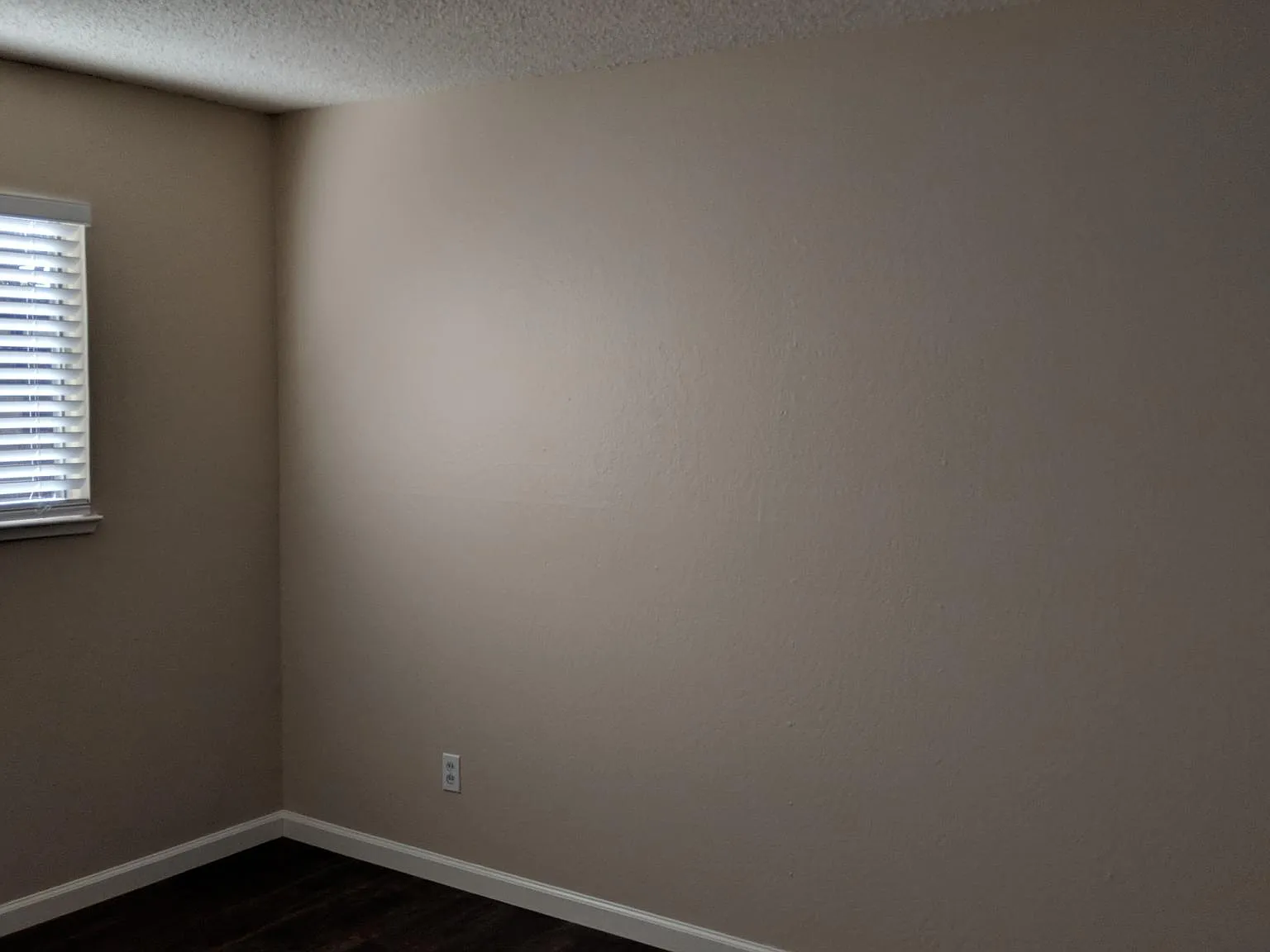 2 bed, 1000 sqft, $1,925 — Photo 4