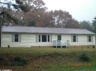 332 Clinton Rd, Cumberland, VA 23040