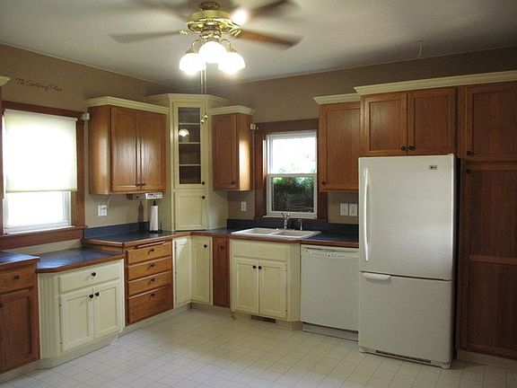 4th image of 23310 3470 East St