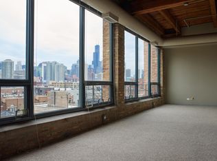 915 W Huron St #2, Chicago, IL 60642