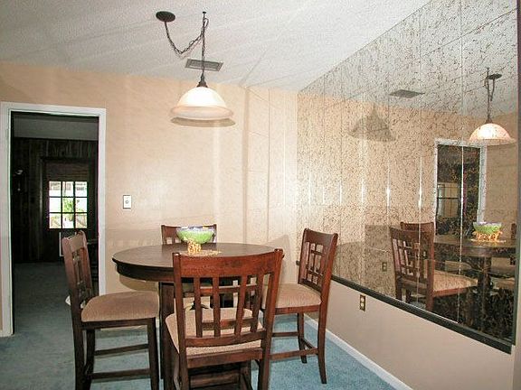 Formal dining room