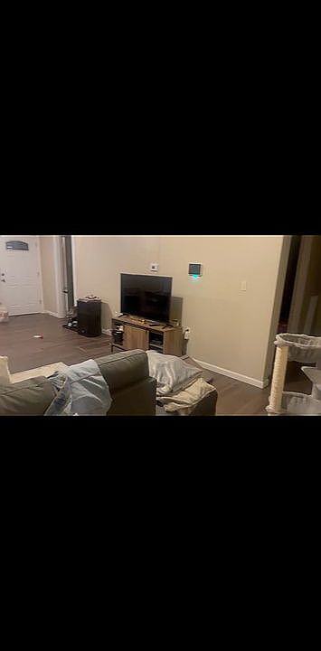 2nd image of 109 Bluecrest Ave