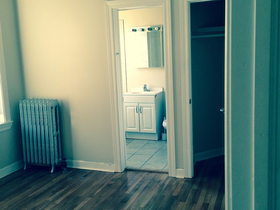 1st image of 7254 S Vernon Ave APT 2