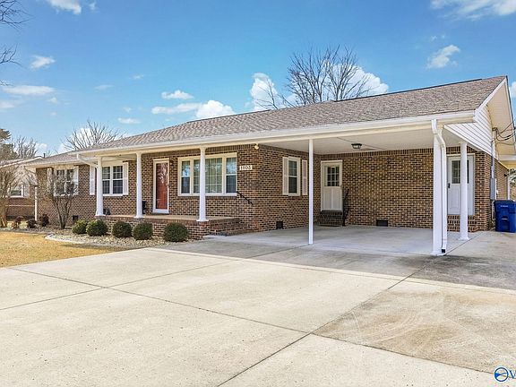 5th image of 1103 9th St NW