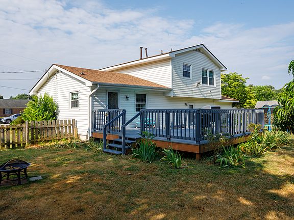 4th image of 1452 Gairloch Dr