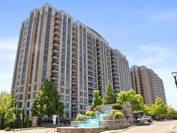 8 Mondeo Dr, Toronto, ON