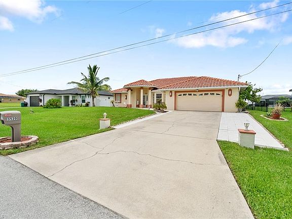 3rd image of 3520 SW 8th PL