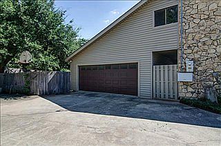 2nd image of 3617 Greenbriar Ct